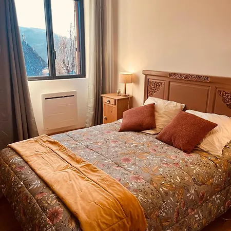 Maison Authentique Au Coeur Des Montagnes, 8pers Tatil Evi Thiézac