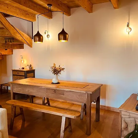 Maison Authentique Au Coeur Des Montagnes, 8pers * Thiézac