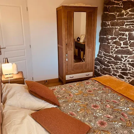 Maison Authentique Au Coeur Des Montagnes, 8pers Tatil Evi Thiézac